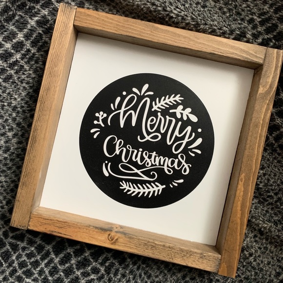Merry Christmas 9.5” square wood sign, new handmade - Picture 4 of 5